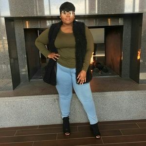 Meet your Posher, Tylesha